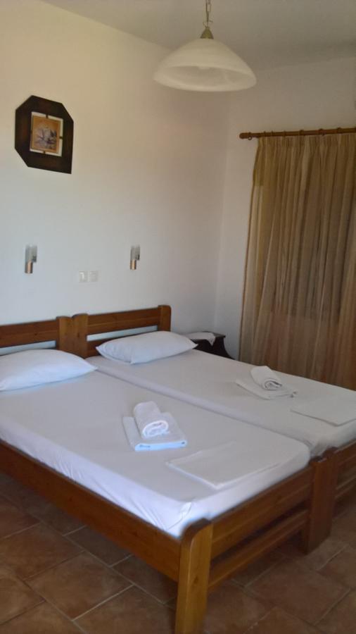 Petradi Aparthotel Livadi  Exterior foto
