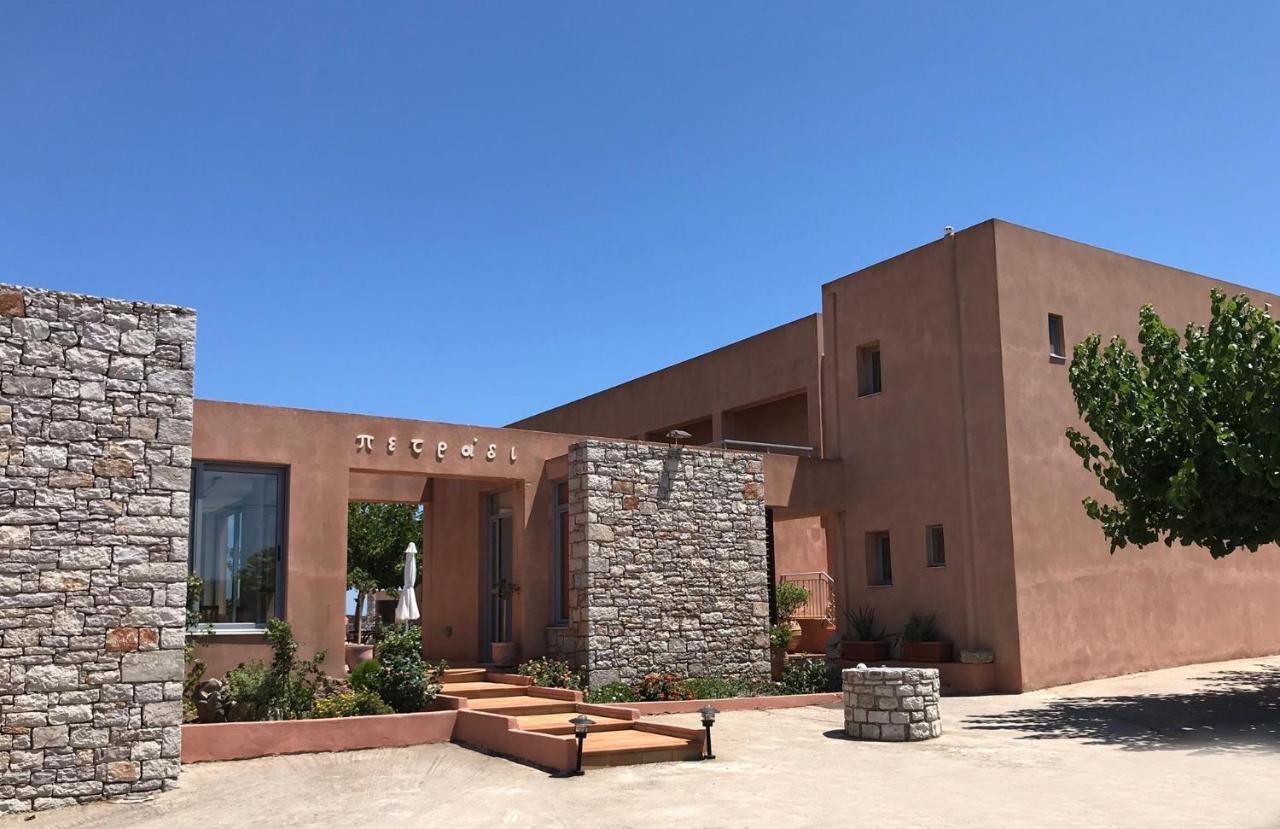 Petradi Aparthotel Livadi  Exterior foto